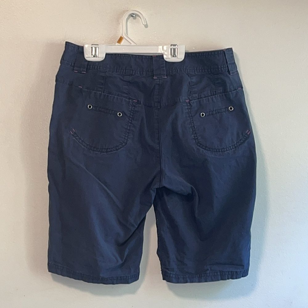 EUC WOMEN’S NAVY BLUE TITLE NINE 11” BRASH RIPSTOP SHORTS SIZE 4 - Picture 2 of 5